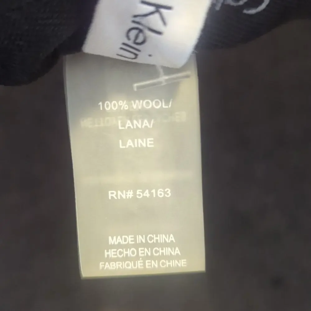 Calvin Klein great 100%